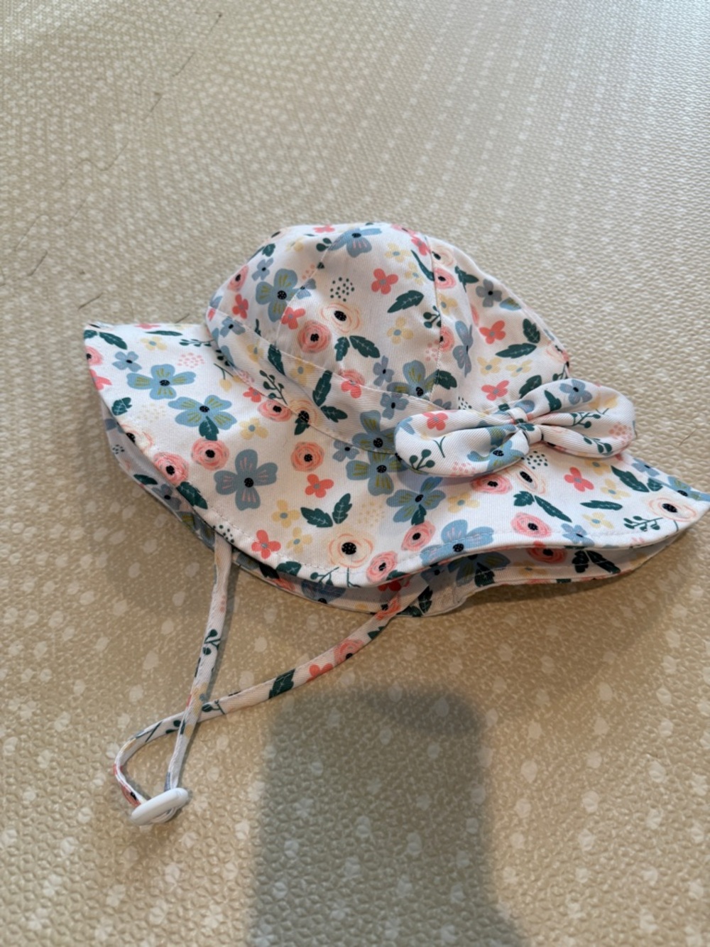 Girls Floral Sun Hat with Chin Strap - White with Pink & Blue Flowers